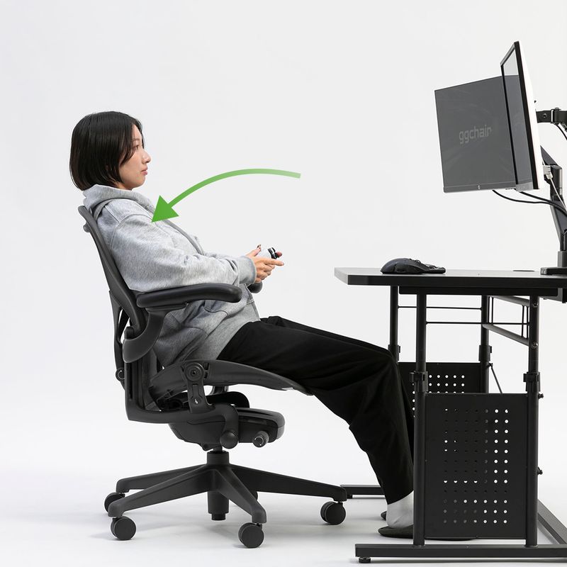 重心の移動だけで前傾・後傾姿勢にシームレスに変化