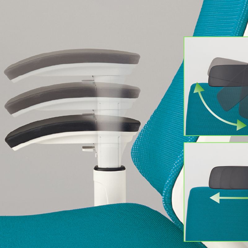 プレイ中の肘をベストポジションにする3D機能のアームレスト