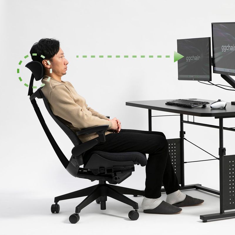 後傾姿勢でも首への負担を軽減するヘッドサポート