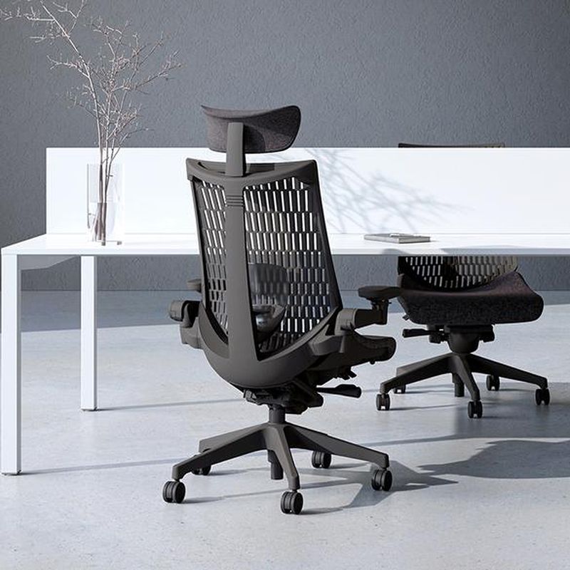 洗練されたコーディネート画像