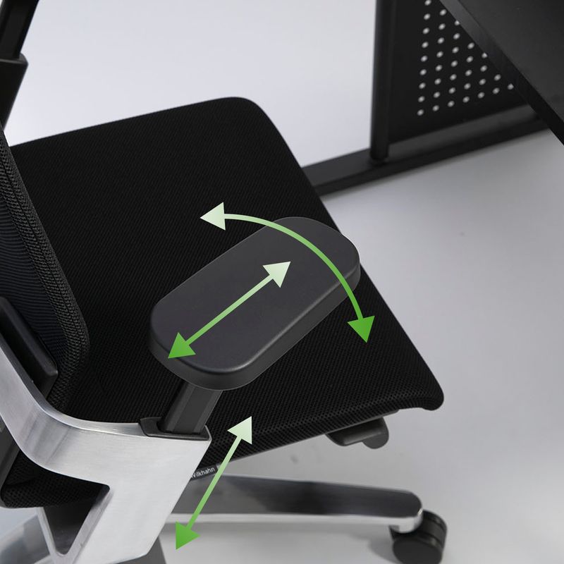 上下、前後、角度の調節ができるアームレスト