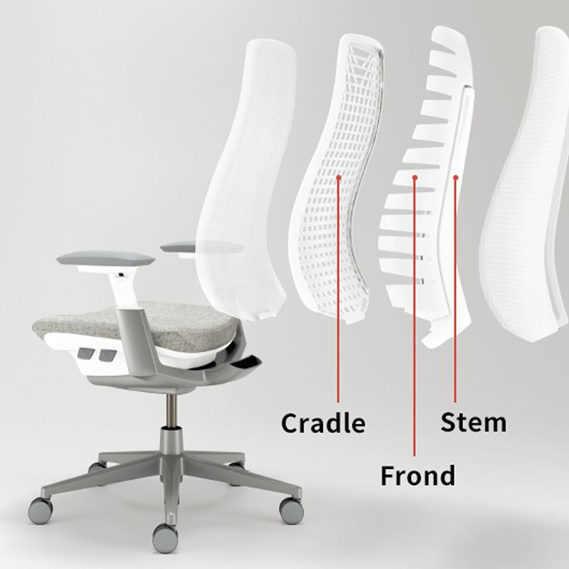 フレームレスで体に沿う背もたれが負荷を軽減