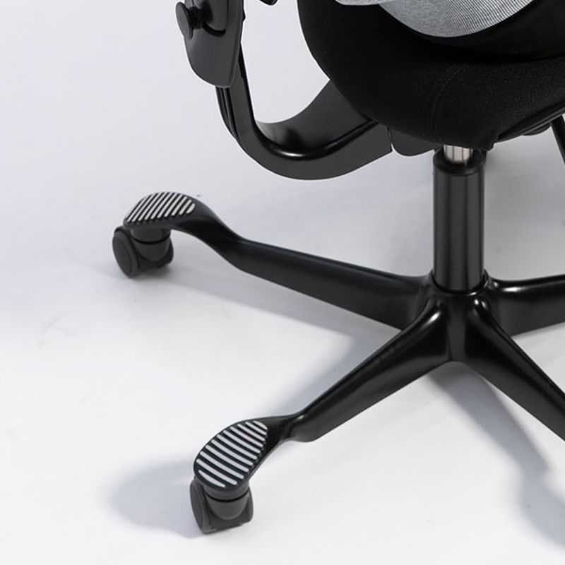 ハイポジションでのプレイを快適にするフットレスト