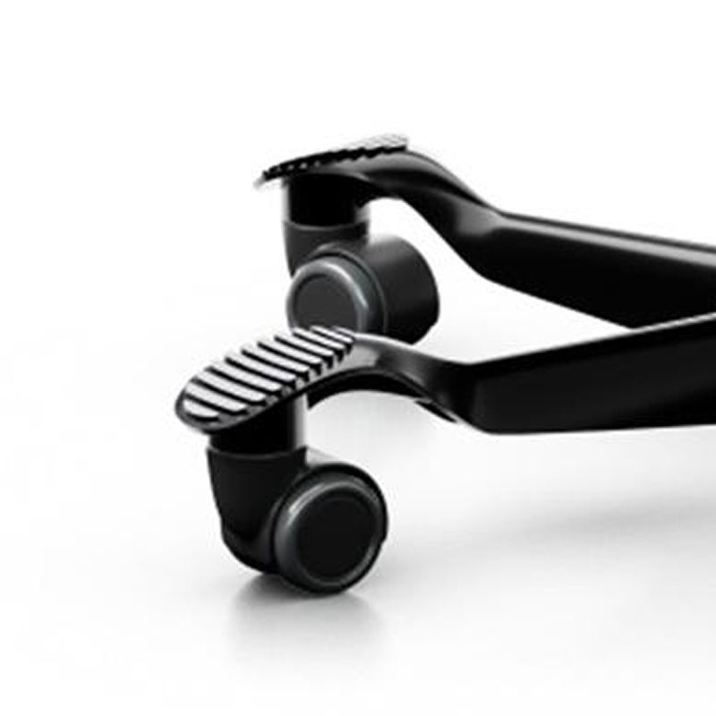 フローリングに最適なキャスター