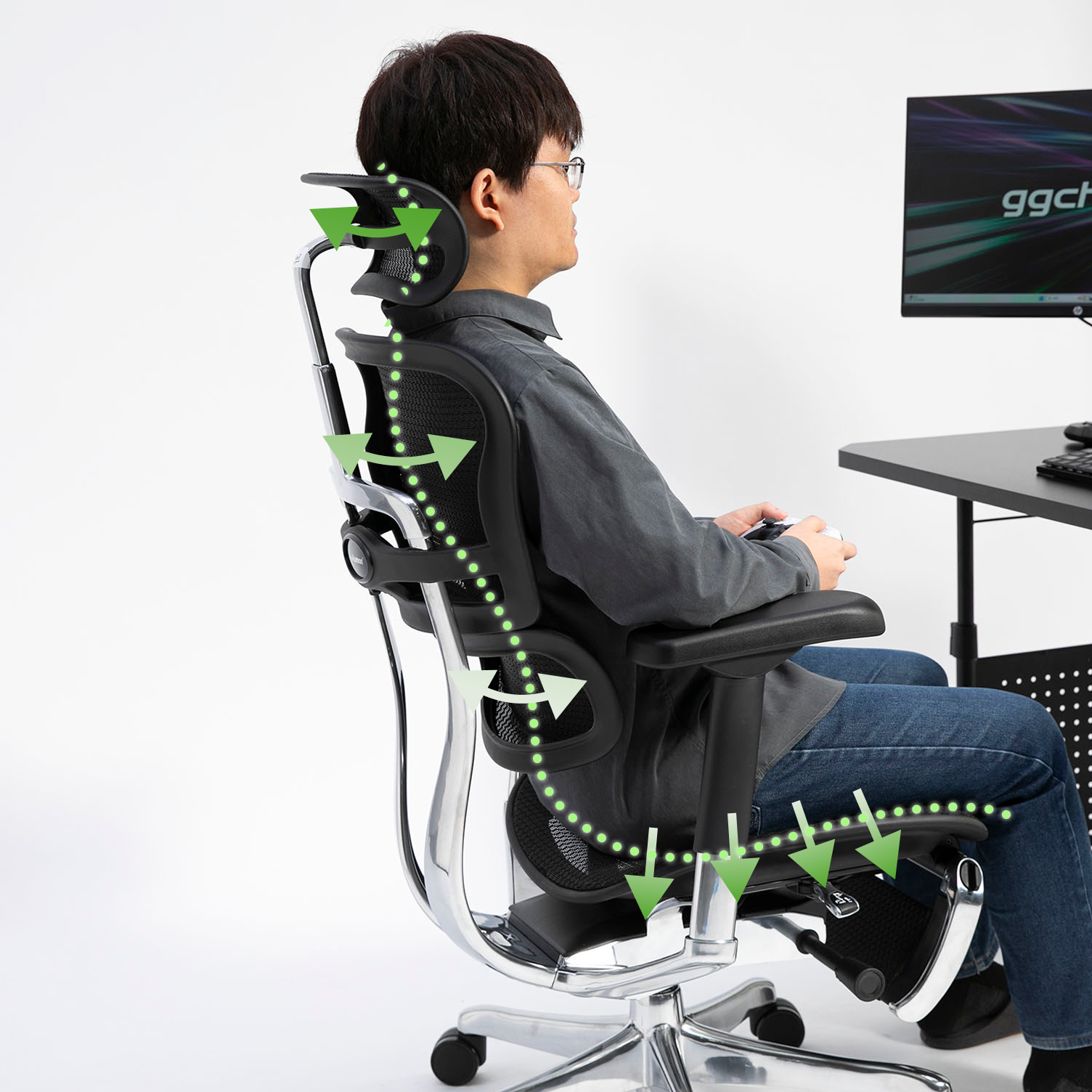 高機能オフィスチェアの調整できるランバーサポート