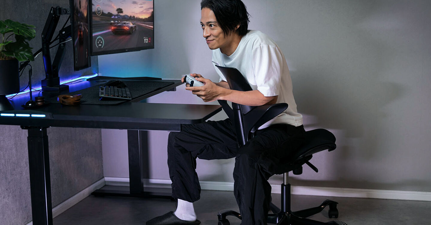 自由な姿勢のモデル